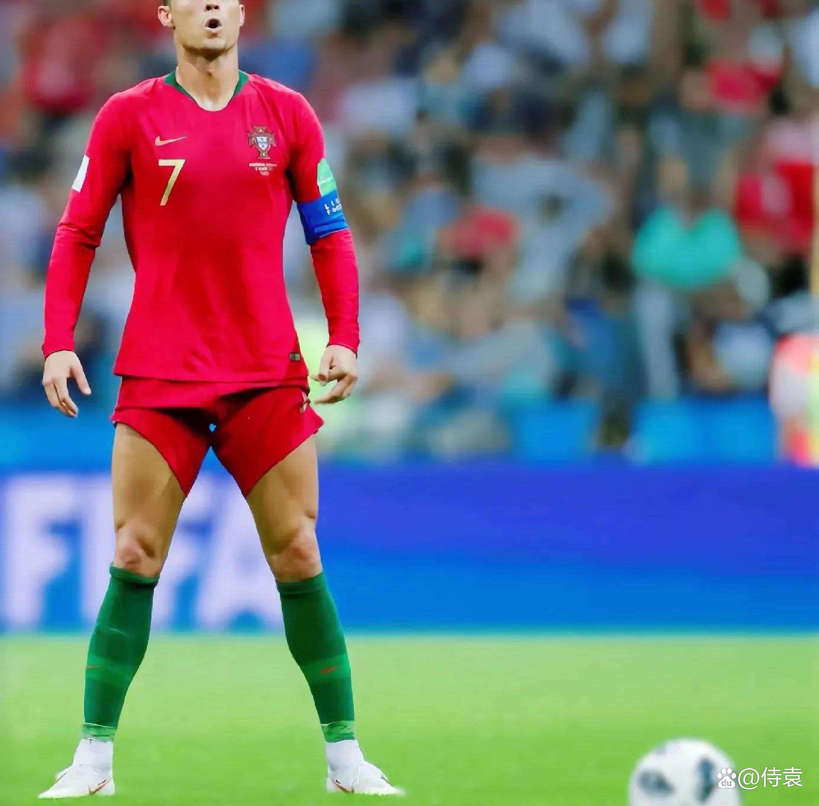 爱游戏下载-C罗重返赛场，比赛局势复杂首场状态出色，法国队观众沸腾！比赛高潮迭起的简单介绍