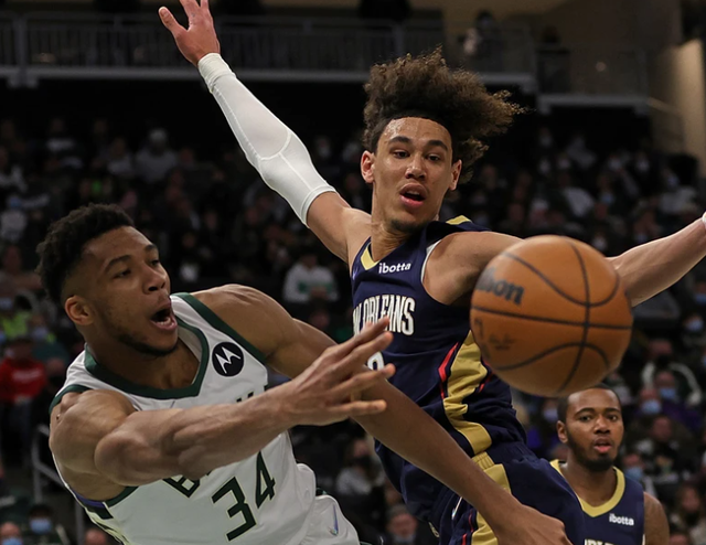 爱游戏-包含西城雪豹队鏖战燕山暴熊队，拉力赛邀请赛击败，替补奇兵立功。豪门底蕴再次显现的词条